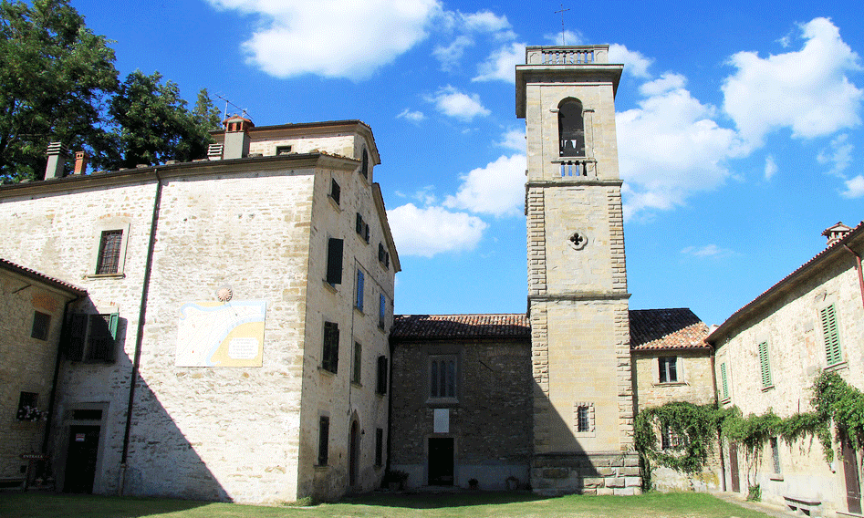 L'Abbazia di San Giovanni Battista in Acereto (Badia della Valle) è stata fondata nel 1053 da San Pier Damiani. Insieme al vicino Eremo di Gamogna apparteneva alla Congregazione Camaldolese dell´Ordine di San Benedetto.